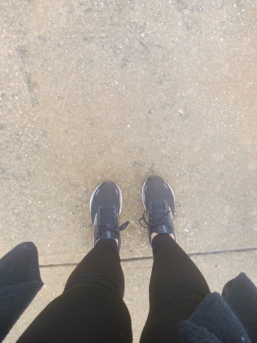 AnneSpaceCoast's tweet photo. I'm outside getting my steps to Dr Leonard Horowitz 528 radio 🦶🦶🦶
#vaxxinjured
#dysautonomia
#pwME  
#RetiredRN
#HepNjabinjury1988
https://t.co/6tGqoaGQj4 https://t.co/GYYt9xpOtK