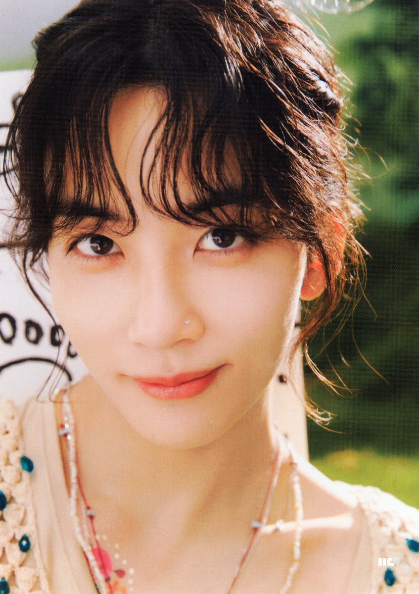 boosardan's tweet photo. the jeonghan photo of all time i think https://t.co/7EHxLolOUu