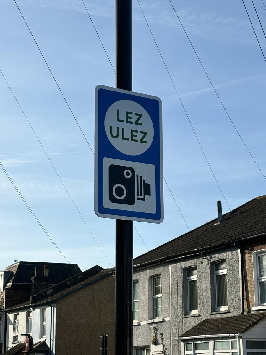 University student seeks views on implications of ULEZ expansion in Croydon for his dissertation croydoncc.wordpress.com/2024/02/08/uni… 

Please help if you can spare 5 minutes to contribute your views