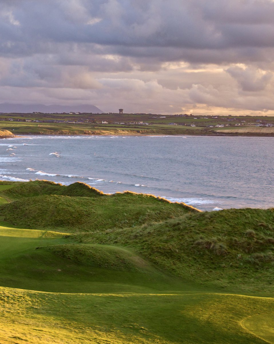 The Old Course at @BallybunionGN was both the first I played and photographed in Ireland. It was love at first site, not only with this course but links golf. What was the first course you played in Ireland and for that matter, what's your favorite. #golfcoursephotos #ireland