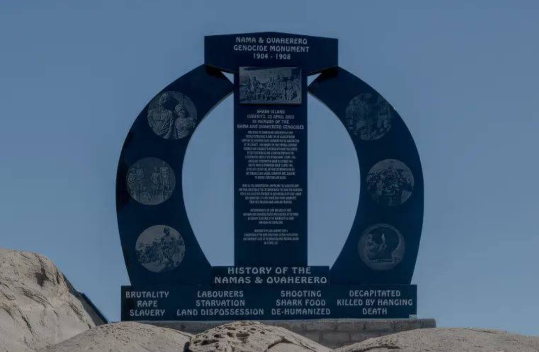 GianlucaSolera's tweet photo. Cosa c’entra l'Africa con Gaza? La Germania difende Israele alla Corte dell'Aja e dimentica di aver commesso il primo genocidio del XX secolo? Dove? In Namibia. Gli africani stanno con i palestinesi, i colonialisti con i colonialisti - Read https://t.co/angDp5PAON https://t.co/ajIYlbEIxH