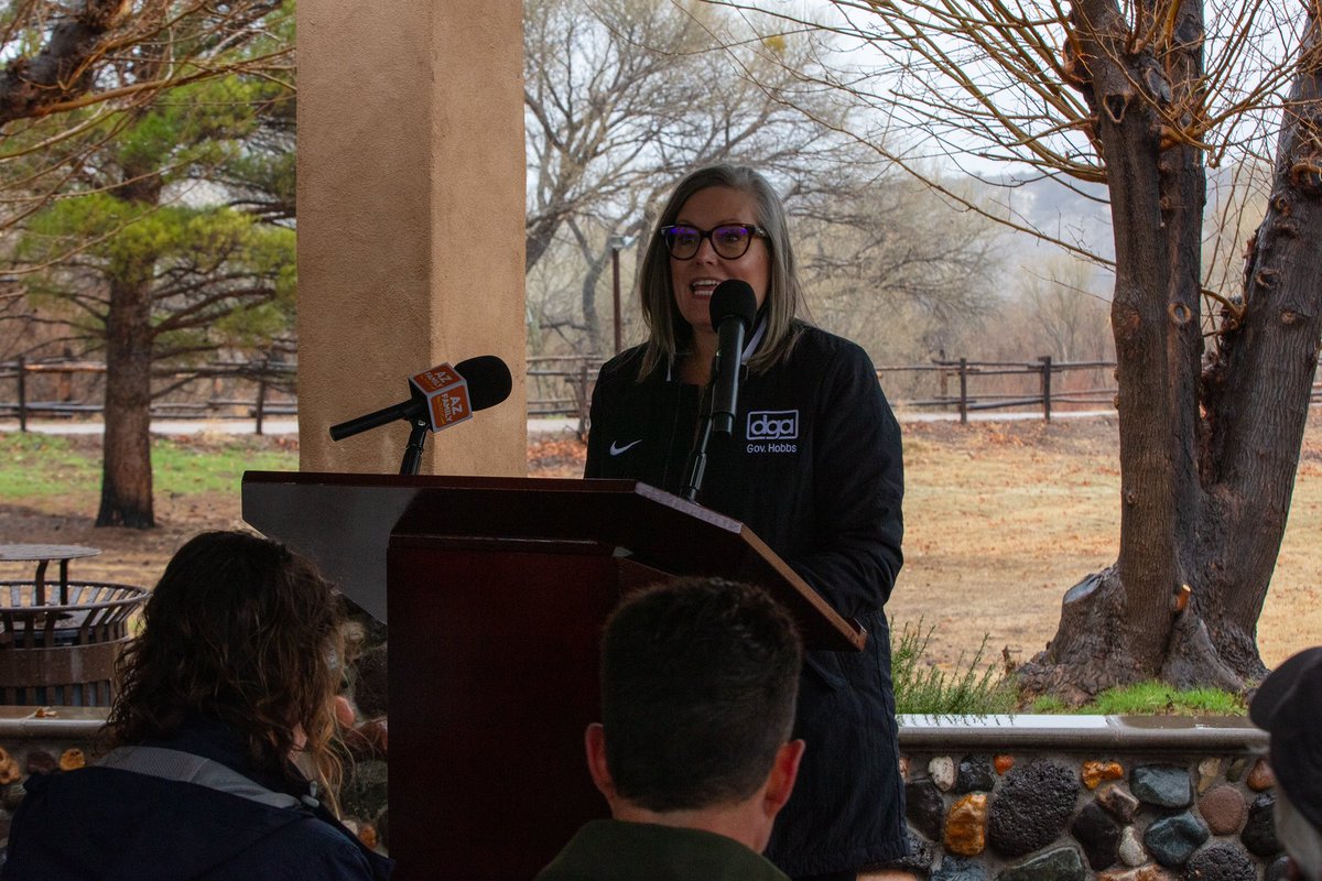 AZStateParks's tweet photo. Today, @GovernorHobbs led a grand opening ceremony, welcoming the public to have a first look at Arizona's new state park, Rockin' River Ranch. This peaceful former ranch now provides bountiful recreation opportunities like hiking and fishing in the heart of central Arizona. https://t.co/eG7jxnKYIV