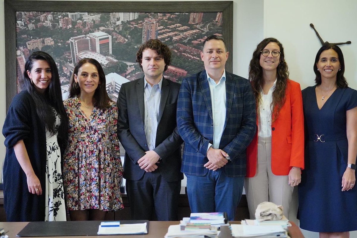 UniversidadCES's tweet photo. #BuenasNoticiasCES 👏
Nos complace recibir la visita de la Corporación Financiera Internacional (IFC), Banco Mundial, con miras a explorar oportunidades de trabajo conjunto en pro del desarrollo de la Universidad y del sistema de educación superior de Colombia🌎.
#UniversidadCES https://t.co/zeHHKCKiNZ