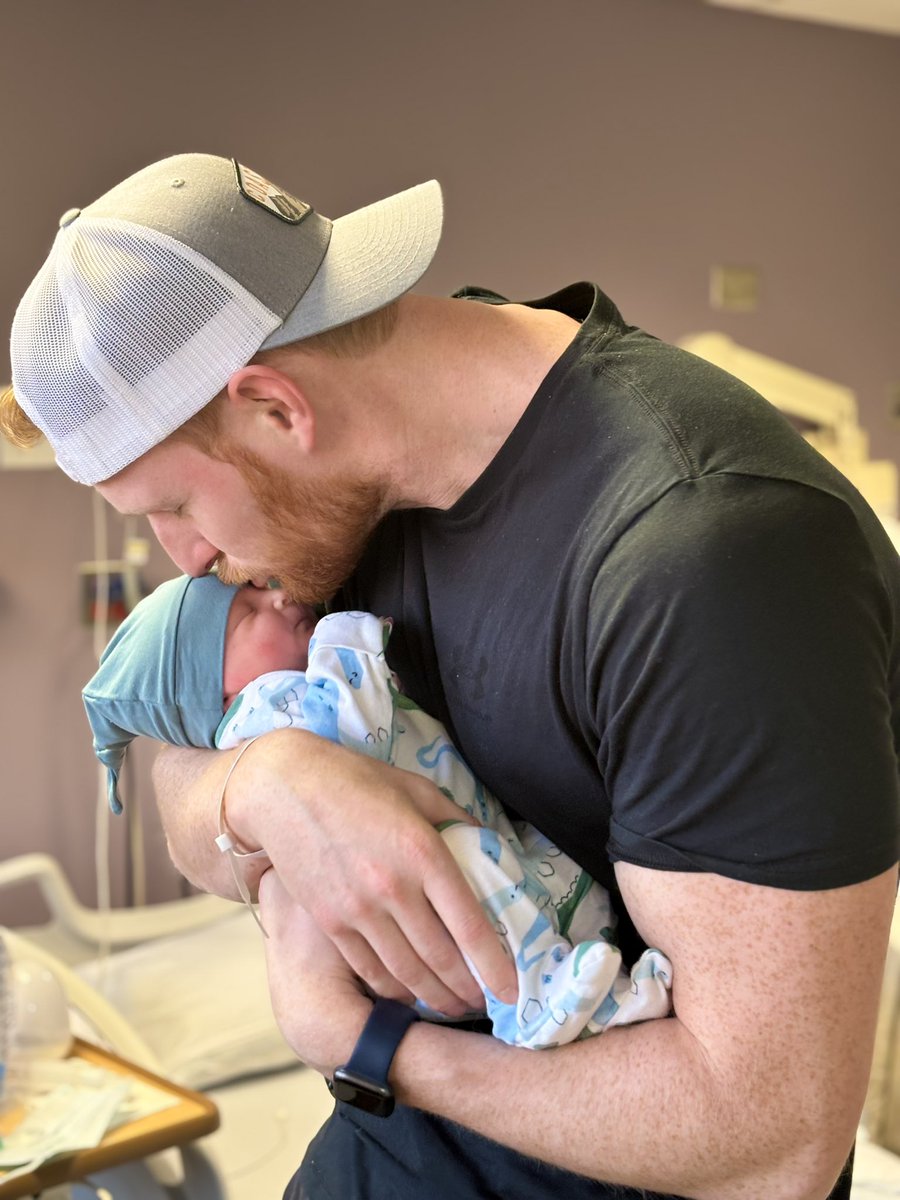 TomSheehan22's tweet photo. Introducing the newest member of the Sheehan squad, Tripp! Our hearts are overflowing with joy and love. 💙 https://t.co/WMrKGPhihE