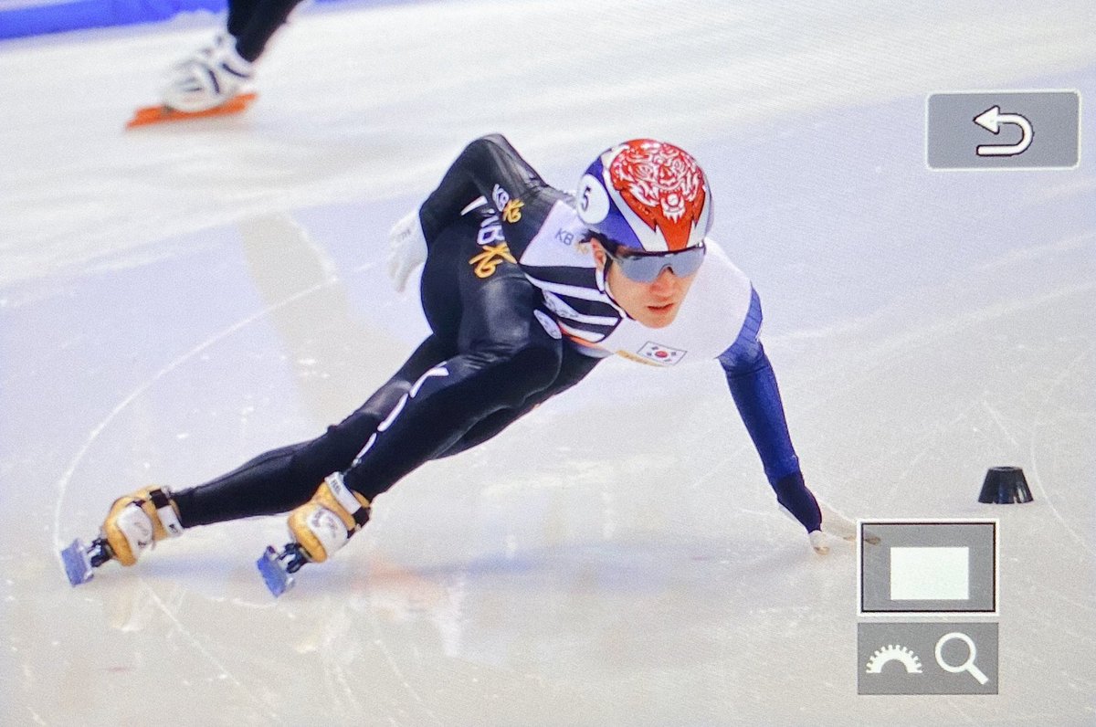 daeheonfan1's tweet photo. 240208 #쇼트트랙 https://t.co/RSKUFOKLqw