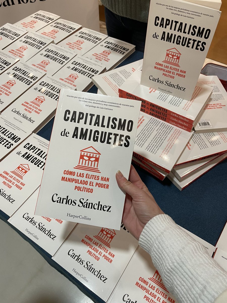 Hoy el amiguete Carlos <a href="/mientrastanto/">Carlos Sánchez</a> ha presentado su libro 📖 #CapitalismodeAmiguetes en una amena tertulia junto a <a href="/agaramendil/">Antonio Garamendi</a> <a href="/AngelsBarcelo/">Àngels Barceló</a> y <a href="/UnaiSordo/">Unai Sordo</a> 

¡Yo ya tengo mi ejemplar firmado! Enhorabuena y gracias Carlos Sánchez ✍🏻 <a href="/HarperCollinsIB/">HarperCollins Ibérica 📖</a>