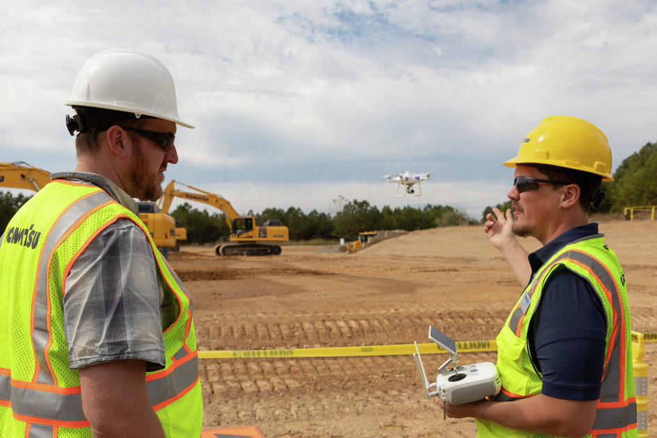 Dive deeper into the future of construction with our Smart Construction webinars. During our webinar on Friday, February 16th, discover how drones, machine as-built data, and job site visualization software can revolutionize your planning. Register today: bit.ly/3SwfKLA