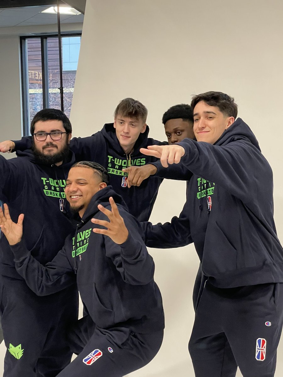 TWolvesGaming's tweet image. Media Day ✅