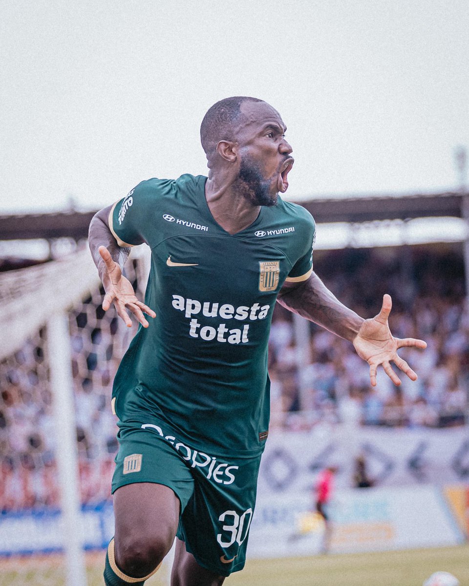 🚨 Sorteo para mis seguidores 🚨
01 Norte 🎟️ | Alianza Lima vs U 

Sigue estos 3 pasos:

2️⃣ Comenta: #ArribaAlianza 
3️⃣ Dale RT a este tweet (Importante)

*La entrada es únicamente para el ganador o ganadora. Intransferible.

 Sorteo: Vier 9 | 8:00 pm (Aprox)

💙🤍 ¡Arriba