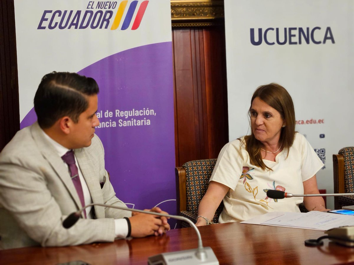 Arcsa_Ec's tweet photo. ¡Sumamos esfuerzos con la Academia! 🫱🏻‍🫲🏽🔬

Con el fin de generar colaboración interinstitucional y elaborar proyectos conjuntos con la @udecuenca, nuestro Dir. @DanielSanchezEc mantuvo reunión con autoridades de este centro de estudios, encabezadas por su rectora @augustahermida. https://t.co/xBSJZkEP1q