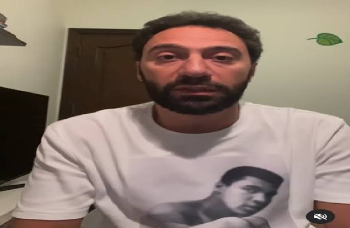 الراجل ده كل يوم بيعلي ف نظري ب طريقه عظيمه والله ❤️