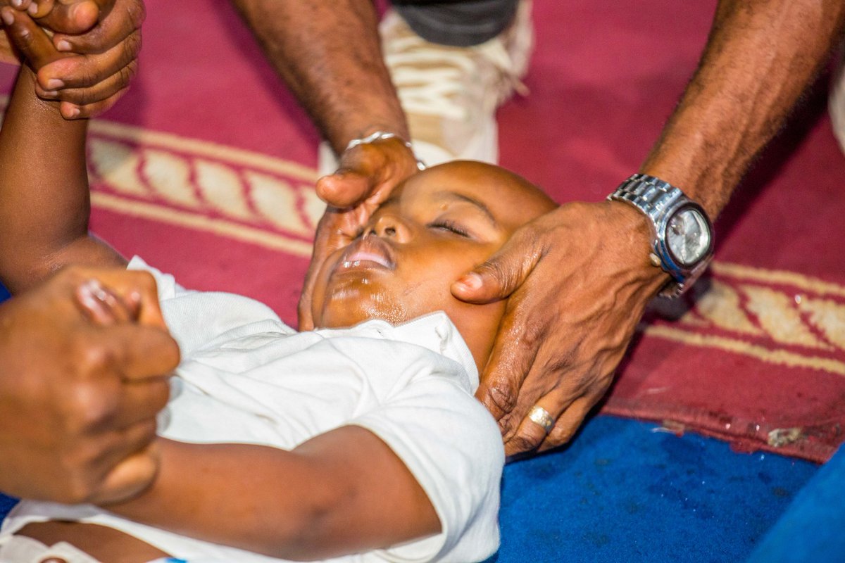lmutkal's tweet photo. 🔴Urgent !
Un enfant est revenu miraculeusement à la vie aujourd'hui en plein culte de destruction des autels, au grand temple du Ministère Amen.
Que toute la Gloire revienne à Jésus-Christ ! https://t.co/ChP9NxlOe3