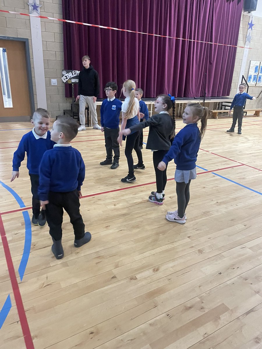 MrsAllanG's tweet photo. Digi fitness fun 💃🏼 @calderbridgeps @MissPCairney @CalderbridgeSC #calderbridgedigital https://t.co/Ytjf3p7Q6G