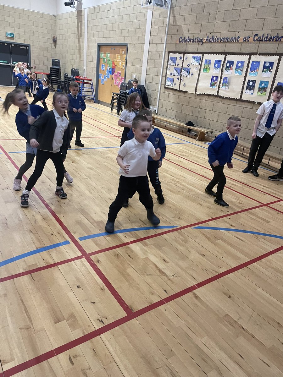 MrsAllanG's tweet photo. Digi fitness fun 💃🏼 @calderbridgeps @MissPCairney @CalderbridgeSC #calderbridgedigital https://t.co/Ytjf3p7Q6G