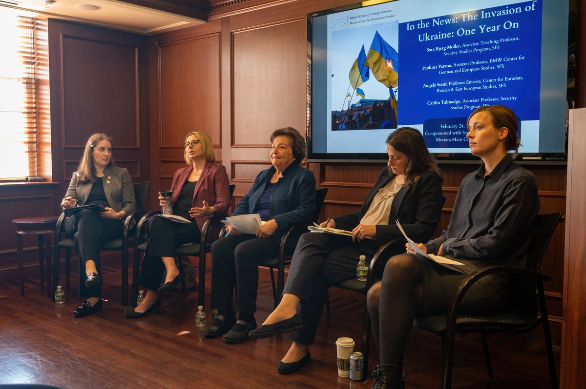 WHAT HAPPENS AT THE MORTARA CENTER? The Mortara Center serves as an event & meeting venue to several programs across SFS. We host a variety of our own events like The Mortara Research Seminar, Book Launches, and our 'In the News' series to facilitate dialogue about current issues
