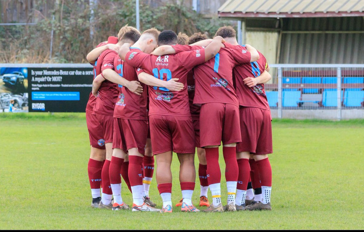 deadly76dragon's tweet photo. Big game Saturday  for my lads at Glevum park !!!!  Quarter final 👏👏
Proud to coach this bunch the last 3 seasons has been a good experience 💜💙
Time to enjoy the last few games  and give everything we got 💪 https://t.co/R0yDWngPts