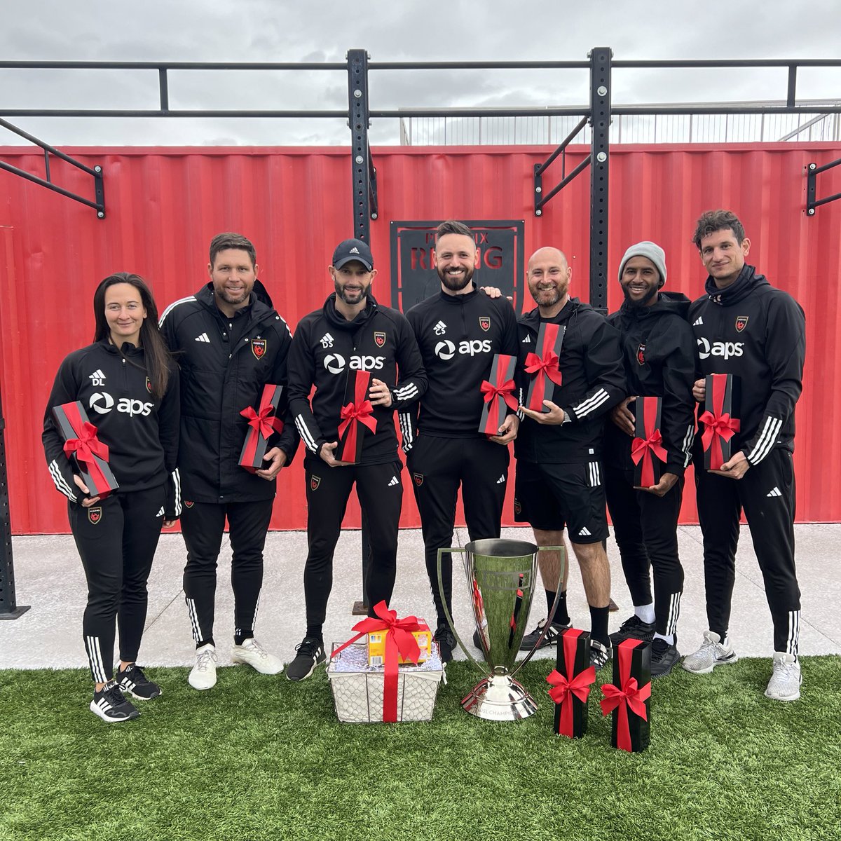 Phoenix Rising FC (@phxrisingfc) on Twitter photo Thank you to our friends at <a href="/SmirnoffUS/">Smirnoff US</a> for the congratulatory gifts for winning the USL Championship!
#TodosRojos #ad #giftedbySmirnoff Thank you to our friends at <a href="/SmirnoffUS/">Smirnoff US</a> for the congratulatory gifts for winning the USL Championship!
#TodosRojos #ad #giftedbySmirnoff