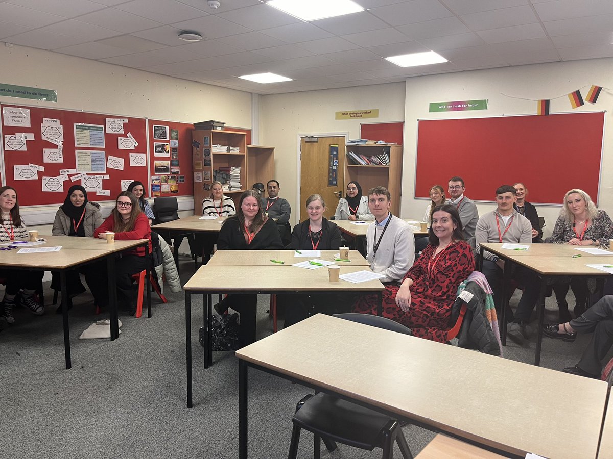 ManchesterSCITT's tweet photo. Great to see our future #teacher #trainees at our ‘Keeping in Touch’ evening, we’re excited to get started in September! #teachingtraining #teaching #oldham #getintoteaching https://t.co/EX71xC183z