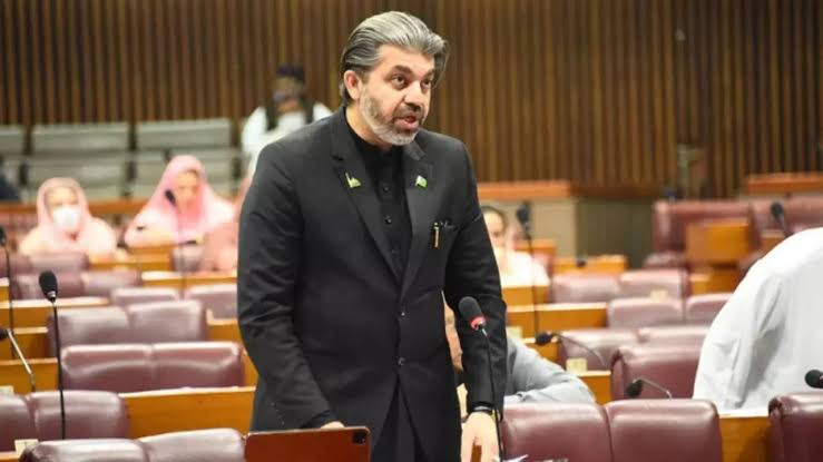 i__mAfridi's tweet photo. آج علی محمد خان کے الفاظ یاد آگئے 
میرا لیڈر اس کرسی پر پھر آئے گا  ❤️🔥✌️ https://t.co/JjmbElehsG