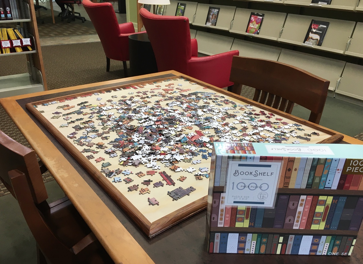 Fairhope_Times's tweet photo. The new thousand piece community puzzle at the library is fittingly called the "Book Shelf."  #jigsawpuzzlelover #fairhopelibrary https://t.co/ZUWRfwjENC