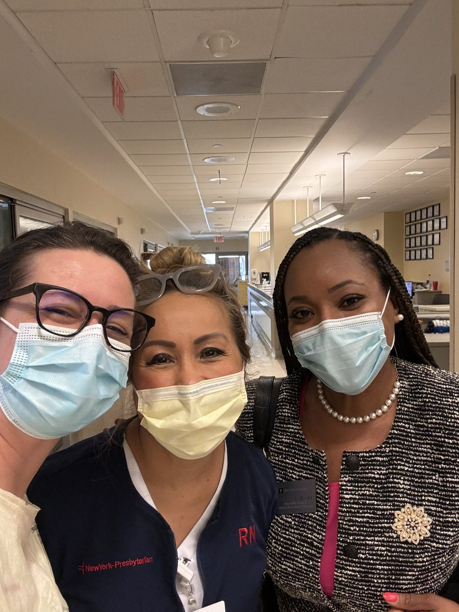 DrGillesDNP's tweet photo. Today I got to return to the hospital that raised me, NY Presbyterian WC. I left WC 10 years ago to work at @nyumeyers full time. It was great to see some familiar faces and represent Meyers! #magnetvisit #affiliatedschools https://t.co/PbV9JHWddF