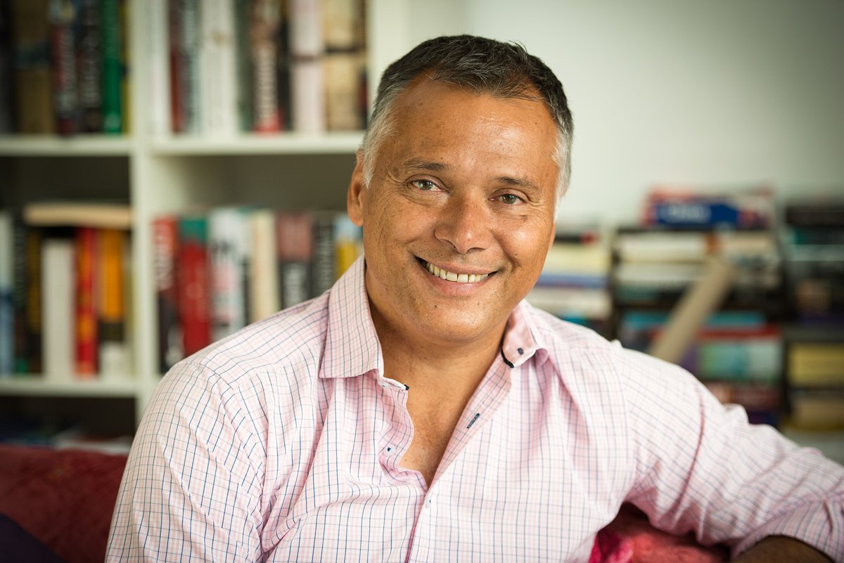 Publisher-at-Large Dr <a href="/AnitaHeiss/">Prof Anita Heiss AM</a> is thrilled to announce that her second acquisition under her Simon &amp; Schuster Bundyi imprint is A Song of Time by author, media commentator and public intellectual, Stan Grant.

simonandschuster.com.au/p/BUNDYI-ANNOU…

Photo credit @ Kathy Luu