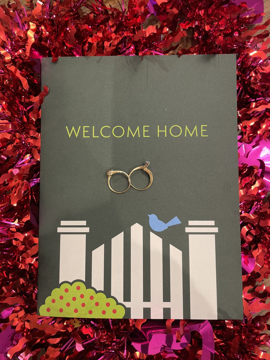 ChadwickManor's tweet image. We suggest you “pop the question” and propose to your new home at Chadwick today 💍 #proposeday #popthequestion #leasewithus #windsormill #baltimore #dmv