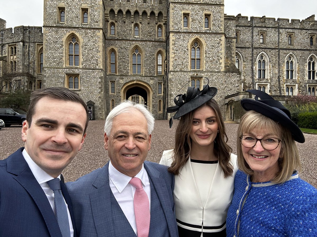 Lovely day @WindsorCastle to receive my MBE. The staff were so kind and helpful. Thank you to the Chancery staff who were so supportive in trying to get my brother there. Sadly he was too ill to make it on the day but we were able to share some happy memories with him