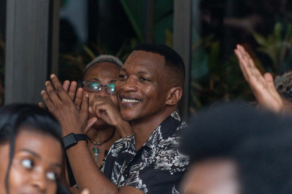 Ntokozo_Books's tweet photo. Brilliant theme; Its our Time, Find Your Voice,
Tell Your Story @iLembeBookFest official welcoming dinner and introduction at Salty Rock Hotel.
🔌📚🥂🍻🤣😍 @SiyafundaSA
Our Stories | Our Time | Our Voices
#IBFEST
#WeLoveBooks
#NeverStopReading
#NoRuralChildLeftBehind https://t.co/ujjfKDEYnO