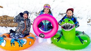 FamilyFeats's tweet photo. Vlad and Niki explore Winter Activities for children https://t.co/ssgctB7ZTO https://t.co/0lfeCZOihb