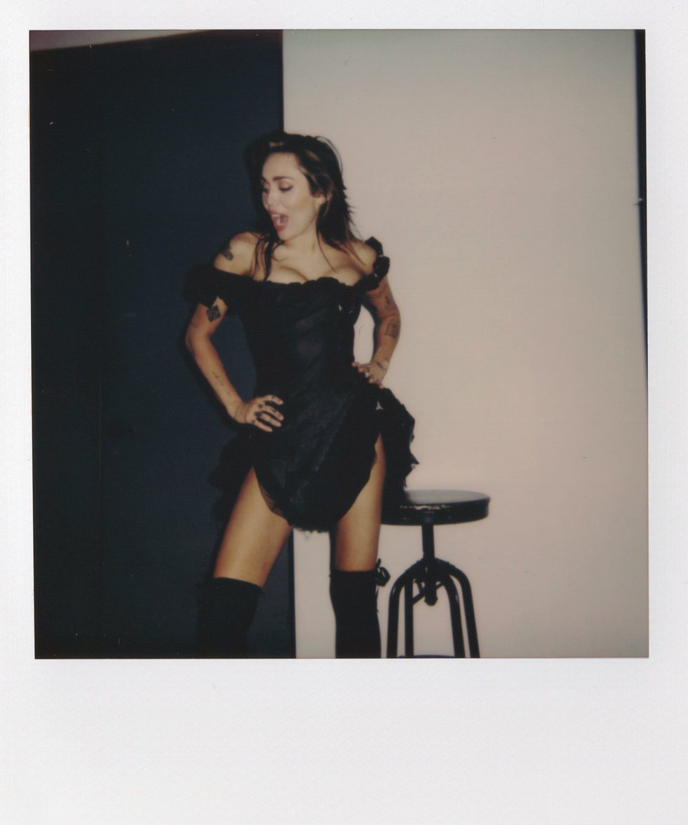 sammsilverstein's tweet image. I love her so much