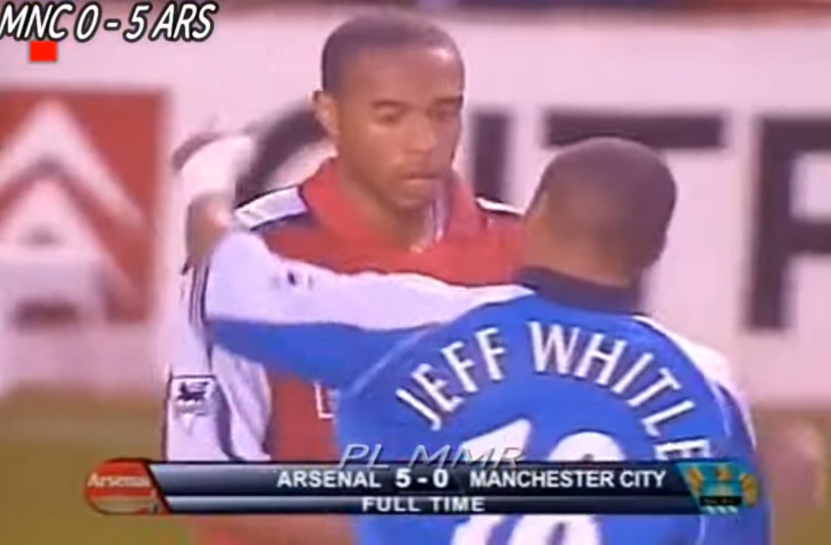 amuda's tweet image. Manchester city antes del descubrimiento del petróleo en Abu Dhabi. #premierleague #ManCity #arsenal