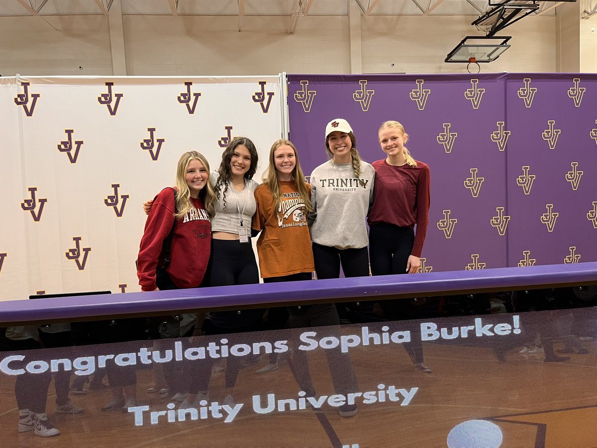 Congratulations Sophia Burke on furthering your volleyball career at Trinity! We are so proud of you!