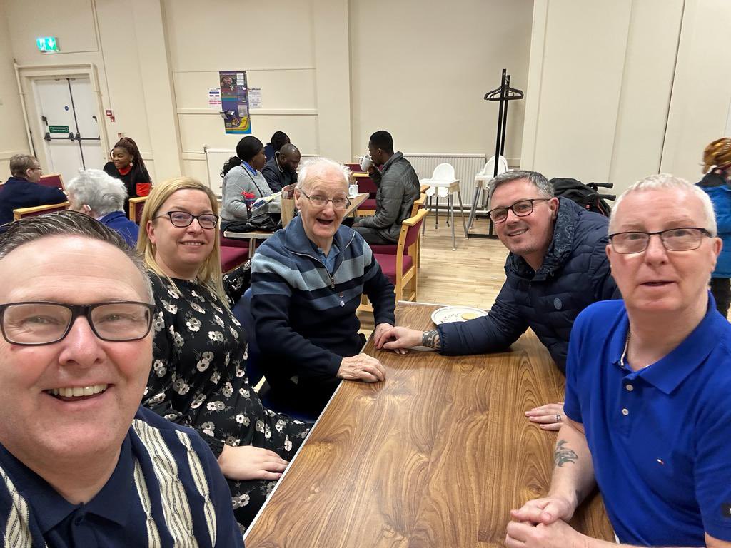markmccready81's tweet photo. Great birthday weekend for my dad. Surprised him with seats together for the game, we hadn’t sat together since 2009 cup final. Then tour of museum and finished off with A journey back show at sec. 🔴⚪️🔵 even surprised my 92yr old Granda 💙💙 https://t.co/QtK4Eg5ffl