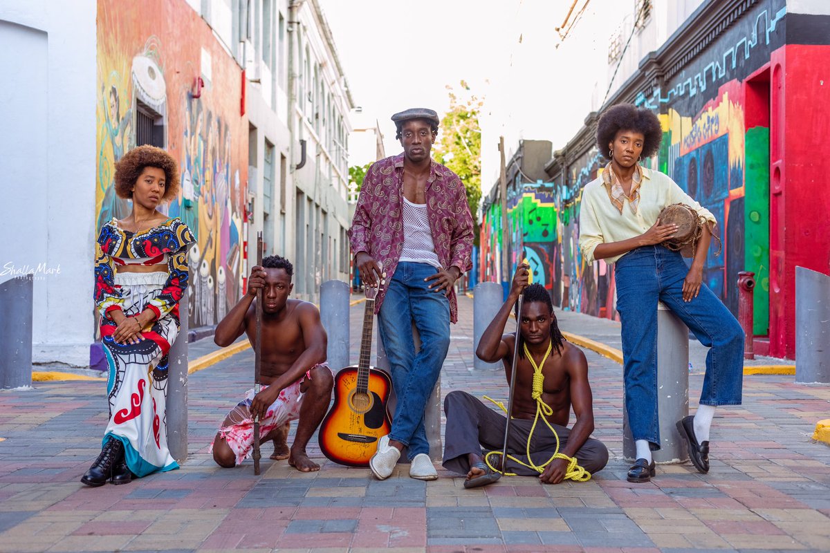 ShaneMorris15's tweet image. Together, we&apos;re unstoppable dreamers. ⭐️🏅

Female model: @jadalilli 
Female model: @tashiannawilloughby 
Male model: @ofc_christian8
Male model: @whitekobed 
Photographer:
@shallamark_photography 

#malemodels #femalemodels #jamaicanmodel #fyp
#blackhistorymonth #unity
