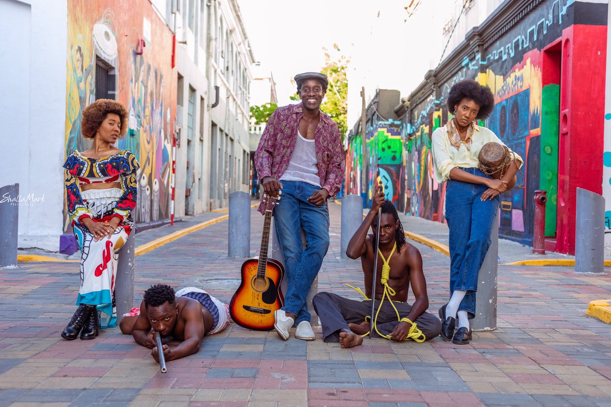 ShaneMorris15's tweet image. Together, we&apos;re unstoppable dreamers. ⭐️🏅

Female model: @jadalilli 
Female model: @tashiannawilloughby 
Male model: @ofc_christian8
Male model: @whitekobed 
Photographer:
@shallamark_photography 

#malemodels #femalemodels #jamaicanmodel #fyp
#blackhistorymonth #unity