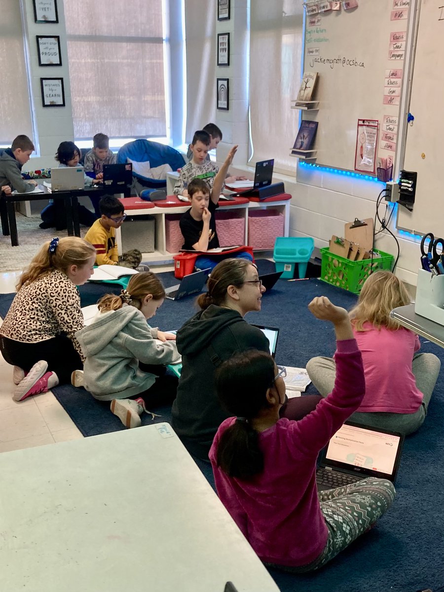 ErinAnthonyOff's tweet photo. I love our educators at GUA!! I snapped this because it was making me so happy to see how engaged @CCarpiniJoseph was working with the students on the carpet! She was genuinely happy to be down sitting on the floor working alongside them! 🐊❤️📝 @AngelsOCSB https://t.co/aUwBzIMmnn
