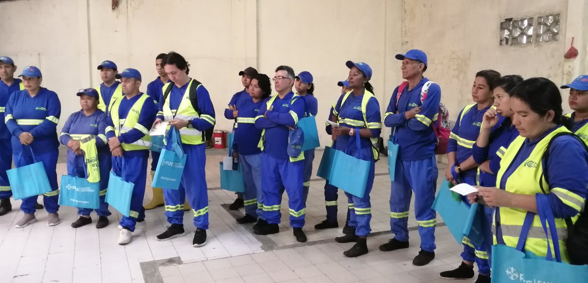 PUCE_StoDgo's tweet photo. 🙌 Compartimos con #Consorcio #Biocity una socialización sobre nuestras ofertas de carreras #Técnicas y #Tecnológicas y el gran descuento que acceden sus #trabajadores y sus #familias por tener #convenio con la #PUCESD 📝. https://t.co/FLczO8xu33