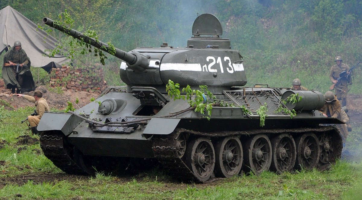 perttih1917's tweet photo. Venäläinen tankki. Vahva. https://t.co/G9tf8lCiM9