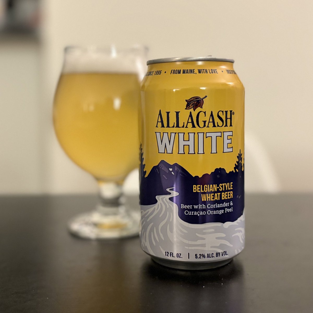kaimoning's tweet photo. Allagash White。相変わらず美味しい。醸造所また行きたい。#クラフトビール https://t.co/etqYYHxqvG