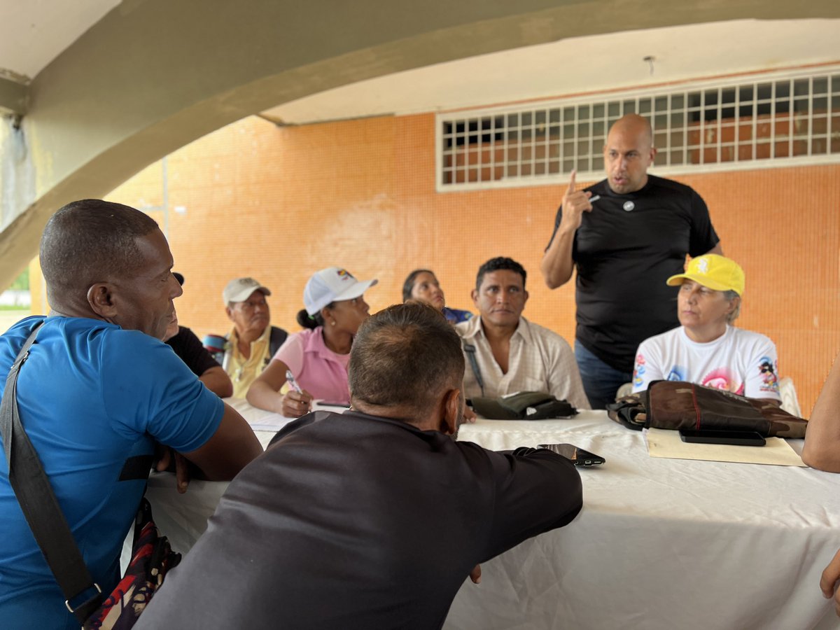 Sector pesca y acuicultura se encuentra al debate de la primera transformación de las 7T2030, con la cual se convoca a la evolución económica y a la adecuación de los métodos de producción enmarcado en el nuevo modelo de exportación.

<a href="/NicolasMaduro/">Nicolás Maduro</a>
<a href="/Jcloyo/">Juan Carlos Loyo</a>
#SinEgoTransformamos