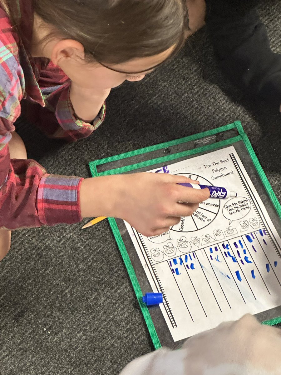 MrsBmath5's tweet photo. Exploring the hierarchy of quadrilaterals! Such great conversations the last 2 days! #HME #5thmath #thinkingclassroom https://t.co/nrjl4KxKp8