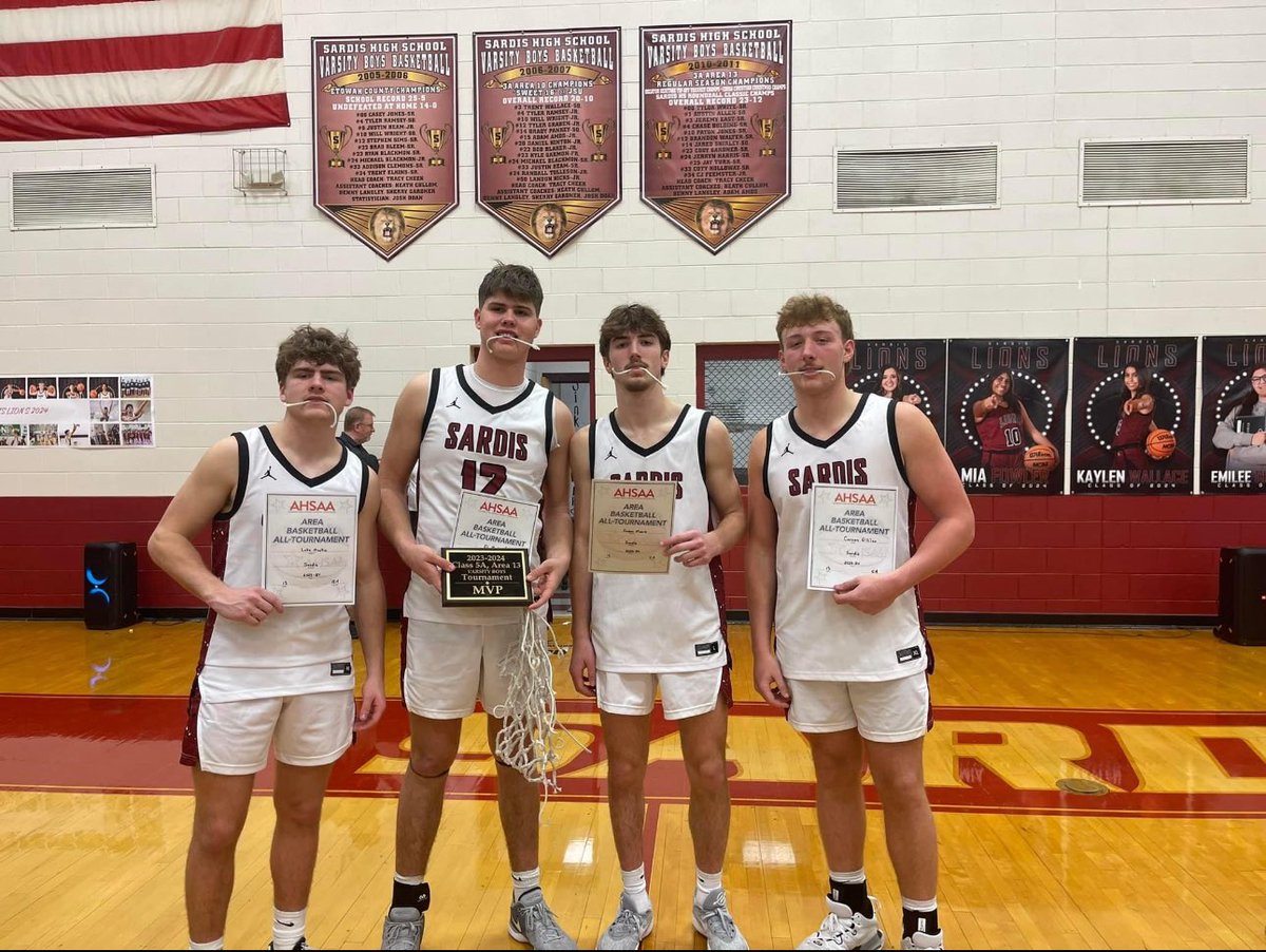 rmorton12's tweet photo. 5A area 13 Champs!!! Let’s pack out the gym Saturday Night at 6 when we host Springville in the Sub Regional…..next stop JSU and the Sweet 16 #subregional #Classof2024 https://t.co/igGOaDHctQ