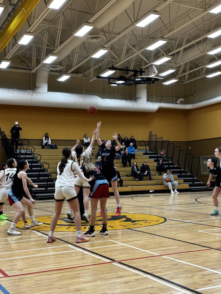 fayekiss's tweet photo. Bayview Girls Varsity playoffs begin https://t.co/vq6FNrTbhb