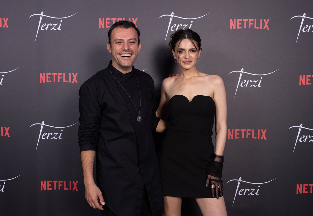 IstanbulNovart's tweet photo. Terzi for @netflixturkiye 

Creative Design and Production: @istanbulnovart
https://t.co/hX0MhDofhZ
Creative Director: Mehmet Pehlivan
https://t.co/BTqKbICSI7
Photographer: Uğurcan Tüzel
Line Producer: @kaan_kurtulus

#Netflix #Terzi #CagatayUlusoy #SalihBademci #ŞifanurGül https://t.co/EWWhCeKOKu