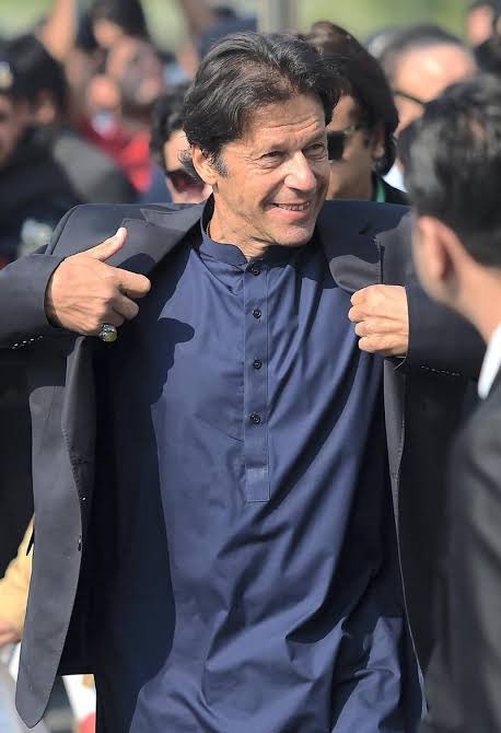Bilal07x's tweet photo. Hamre to Jan b qurban ha is bandy pe  #ImranKhanPTI https://t.co/asr9nUjbYO