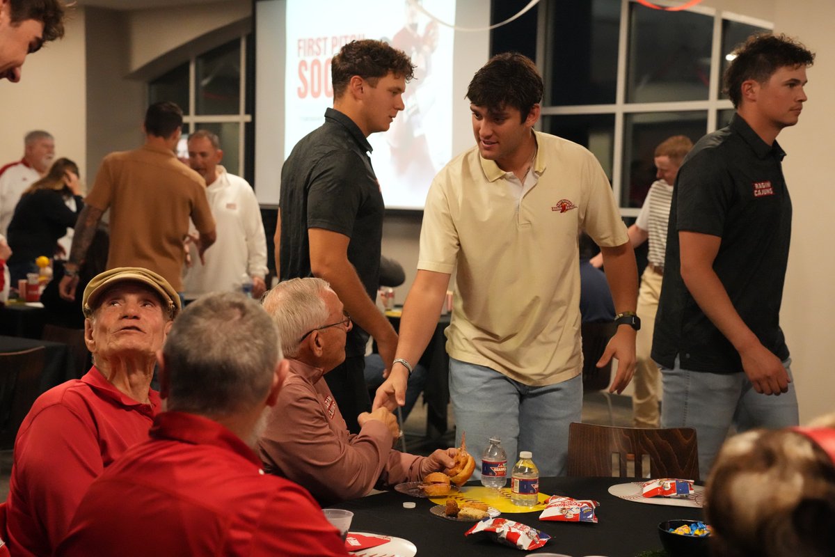 geauxRCAF's tweet photo. A fantastic evening with @RaginCajunsBSB, @RaginCajunsSB and RCAF members celebrating the 2024 season at the 𝑹𝑪𝑨𝑭 𝑭𝒊𝒓𝒔𝒕 𝑷𝒊𝒕𝒄𝒉 𝑺𝒐𝒄𝒊𝒂𝒍🥎⚾️

Show your Cajun Pride at a game this Spring!🤟

🎟️: https://t.co/GVuSEOfWBk

#GeauxCajuns | #GeauxRCAF ⚜️ https://t.co/kKOHCptSEU