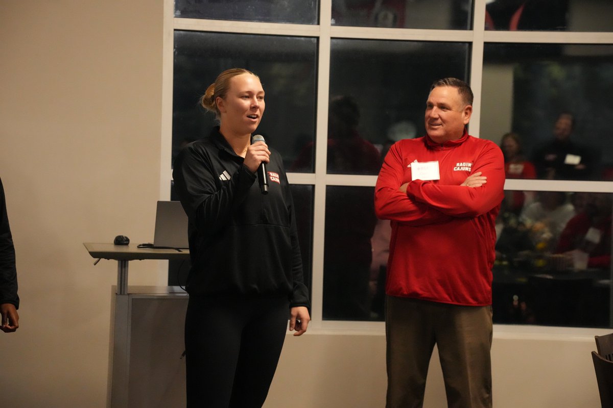 geauxRCAF's tweet photo. A fantastic evening with @RaginCajunsBSB, @RaginCajunsSB and RCAF members celebrating the 2024 season at the 𝑹𝑪𝑨𝑭 𝑭𝒊𝒓𝒔𝒕 𝑷𝒊𝒕𝒄𝒉 𝑺𝒐𝒄𝒊𝒂𝒍🥎⚾️

Show your Cajun Pride at a game this Spring!🤟

🎟️: https://t.co/GVuSEOfWBk

#GeauxCajuns | #GeauxRCAF ⚜️ https://t.co/kKOHCptSEU