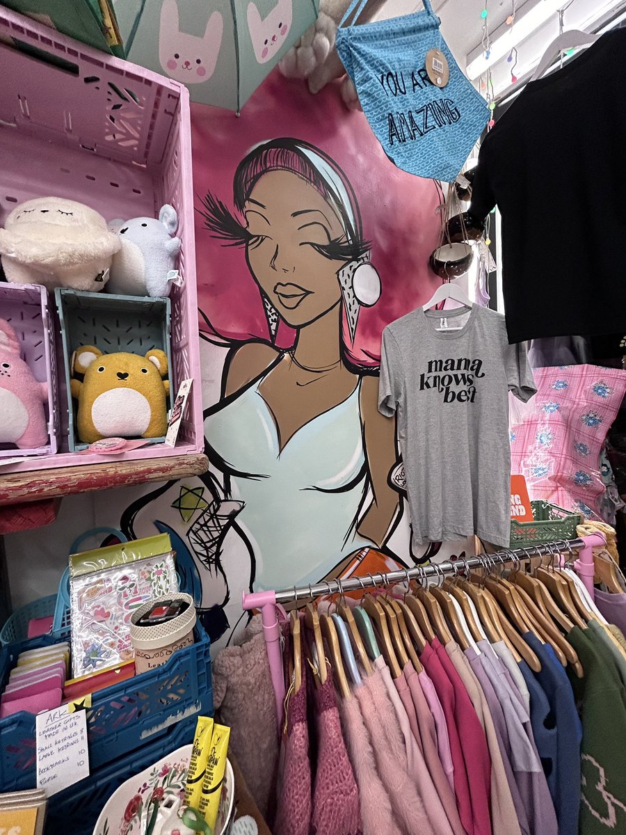 We’ve rejigged the shop. Pop in and say hi! 
#hitchin #hertfordshire #shopsmall #SmallBusiness #SupportLocal