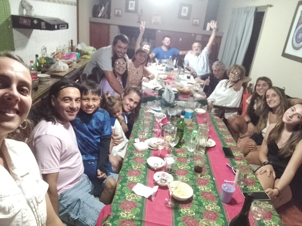 Por este brindis eterno! 
♾️